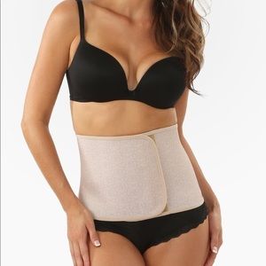NWT Belly Bandit Original Belly Wrap Nude